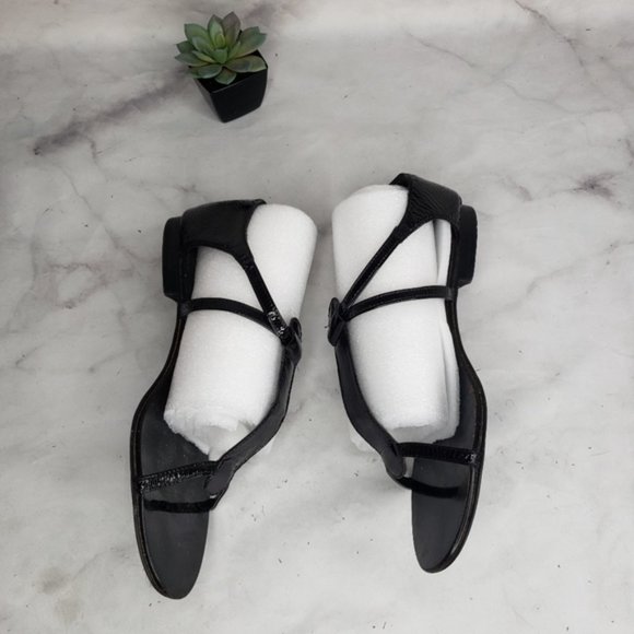 J. Crew black strappy patent sandals - Picture 3 of 5